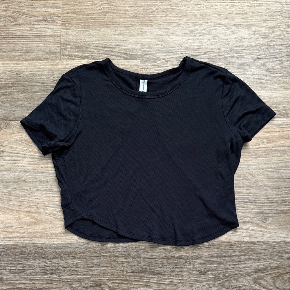 All in Motion Ribbed Classic Black Women's Workout Top